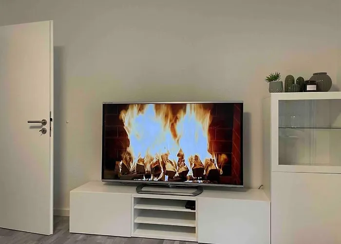 Apartament Stilvolles, Frisch Renoviertes 2zi Mit Kueche Und Balkon In Kliniknaehe! Bad Oeynhausen