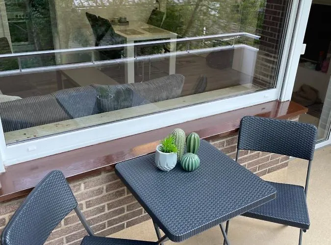 Stilvolles, Frisch Renoviertes 2zi Mit Kueche Und Balkon In Kliniknaehe! Apartament Bad Oeynhausen