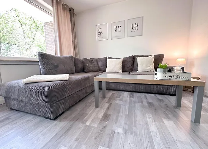 Stilvolles, Frisch Renoviertes 2zi Mit Kueche Und Balkon In Kliniknaehe! * Bad Oeynhausen